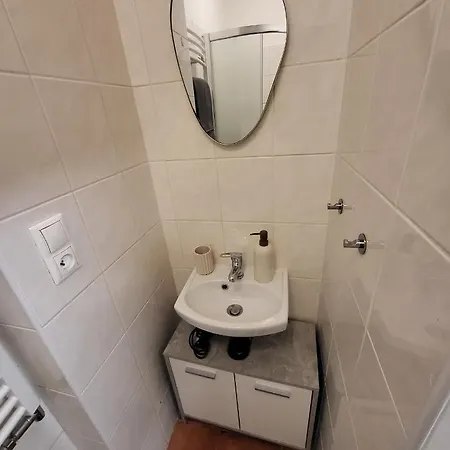 Apartment Excellent In Center 5 Min Walk From The Colonnade Karlovy Vary