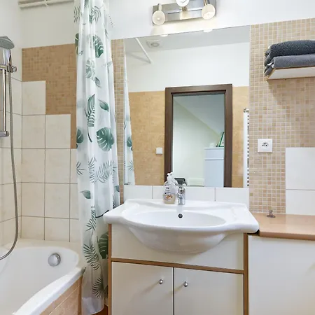Excellent In Center 5 Min Walk From The Colonnade * Karlovy Vary