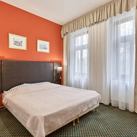 Apartment Excellent In Center 5 Min Walk From The Colonnade Karlovy Vary