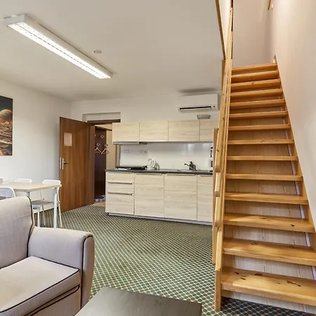 Excellent In Center 5 Min Walk From The Colonnade Karlovy Vary