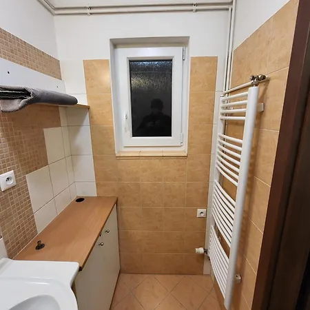 Excellent In Center 5 Min Walk From The Colonnade Apartmán *