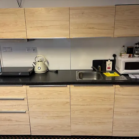 Excellent In Center 5 Min Walk From The Colonnade *